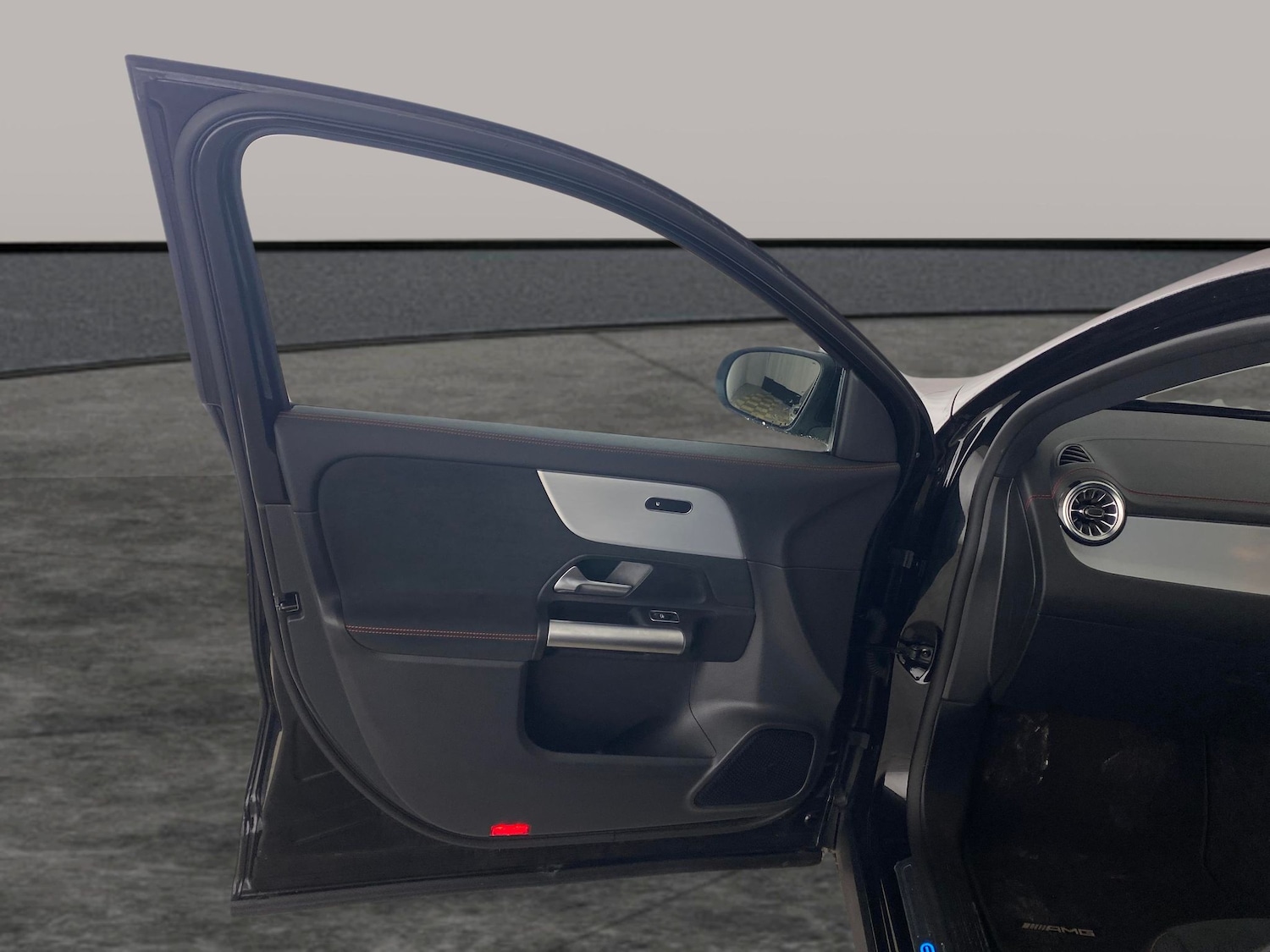 Used Mercedes-Benz EQA 2023 for sale - 77638241: Photo 24