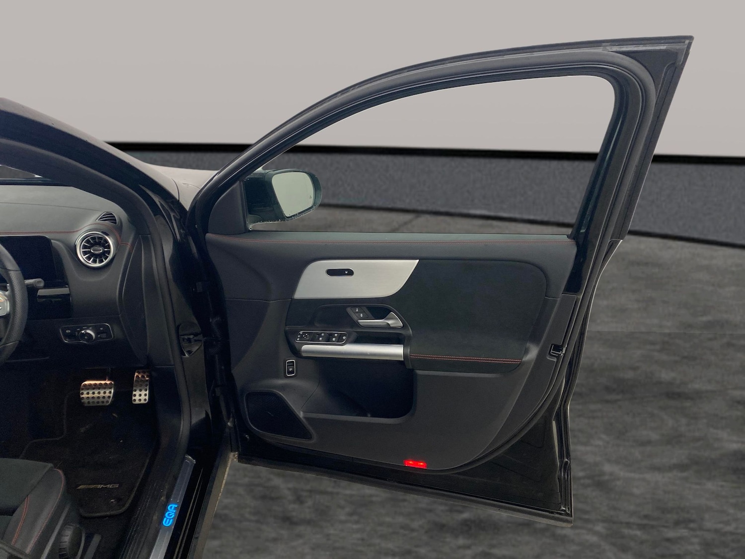 Used Mercedes-Benz EQA 2023 for sale - 77638241: Photo 28