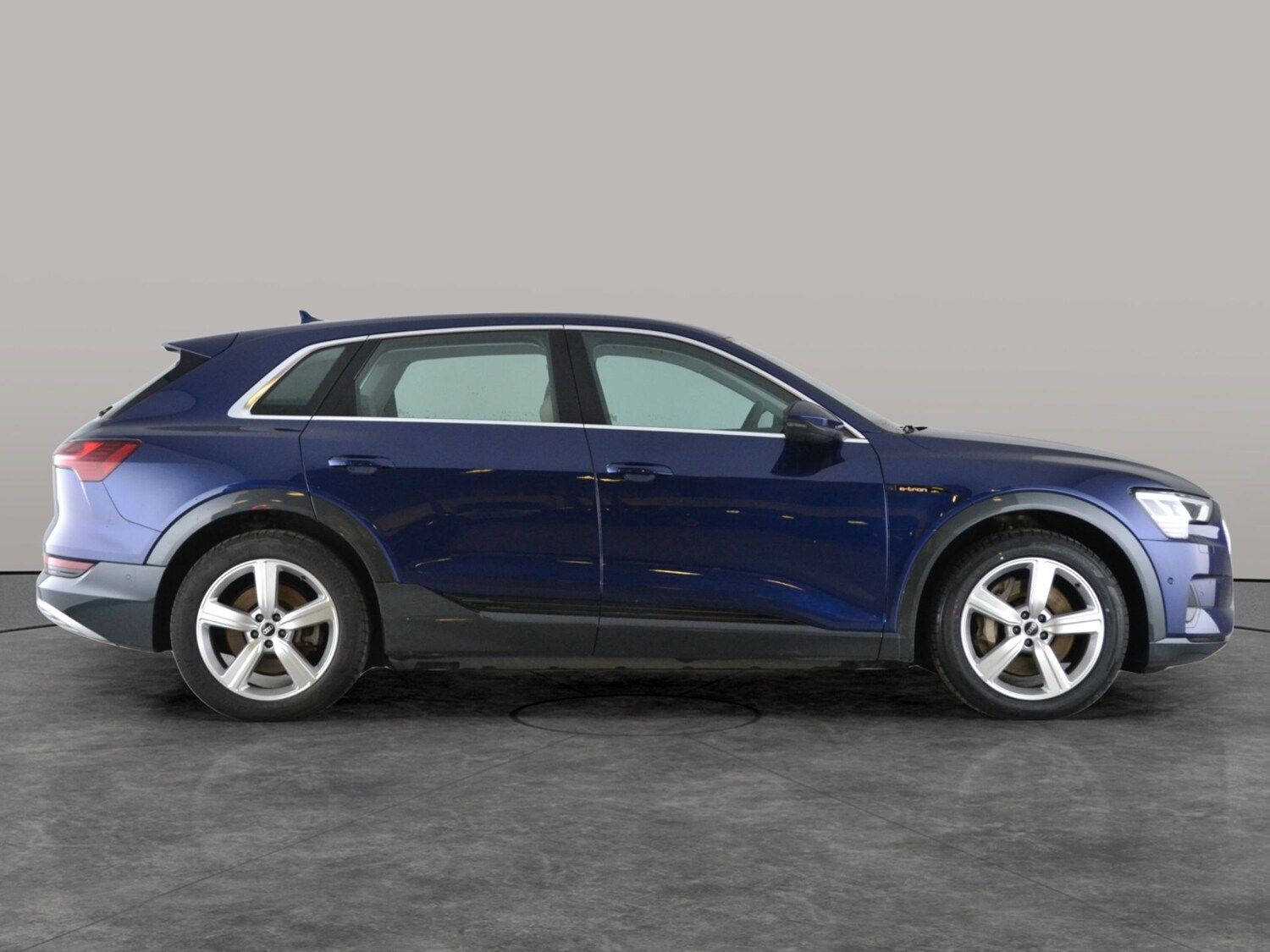 Used Audi e-tron 2021 for sale - 77399467: Photo 12