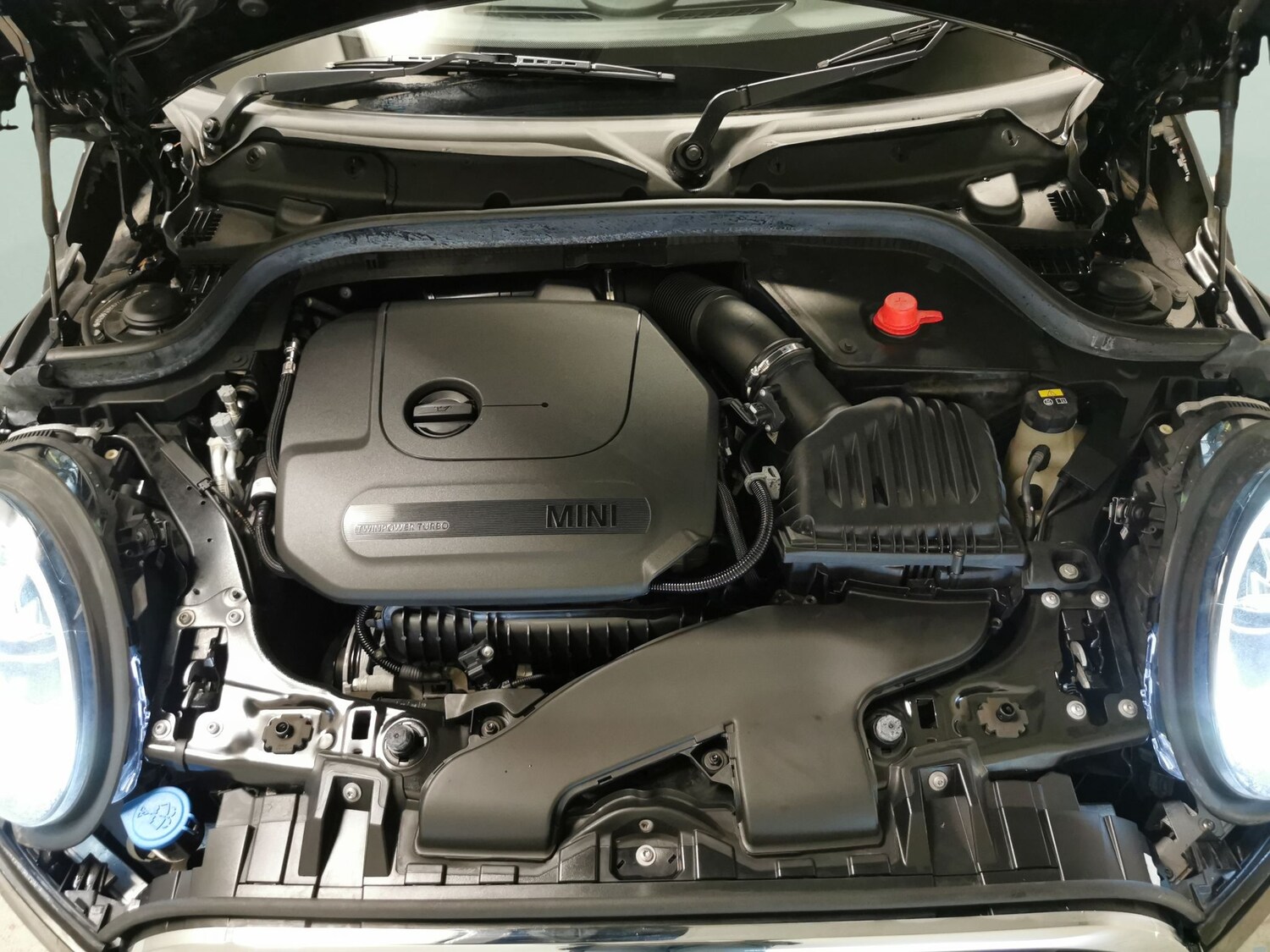 Used MINI Hatch 2019 for sale - 77918345: Photo 27