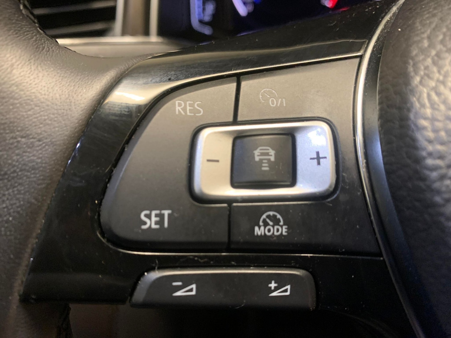 Used Volkswagen T-Roc 2018 for sale - 76159341: Photo 26