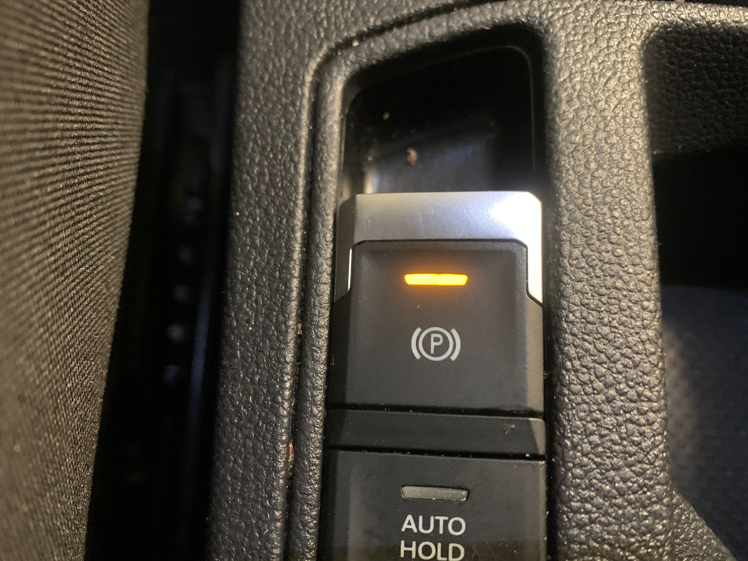 Used Volkswagen T-Roc 2018 for sale - 76159341: Photo 27