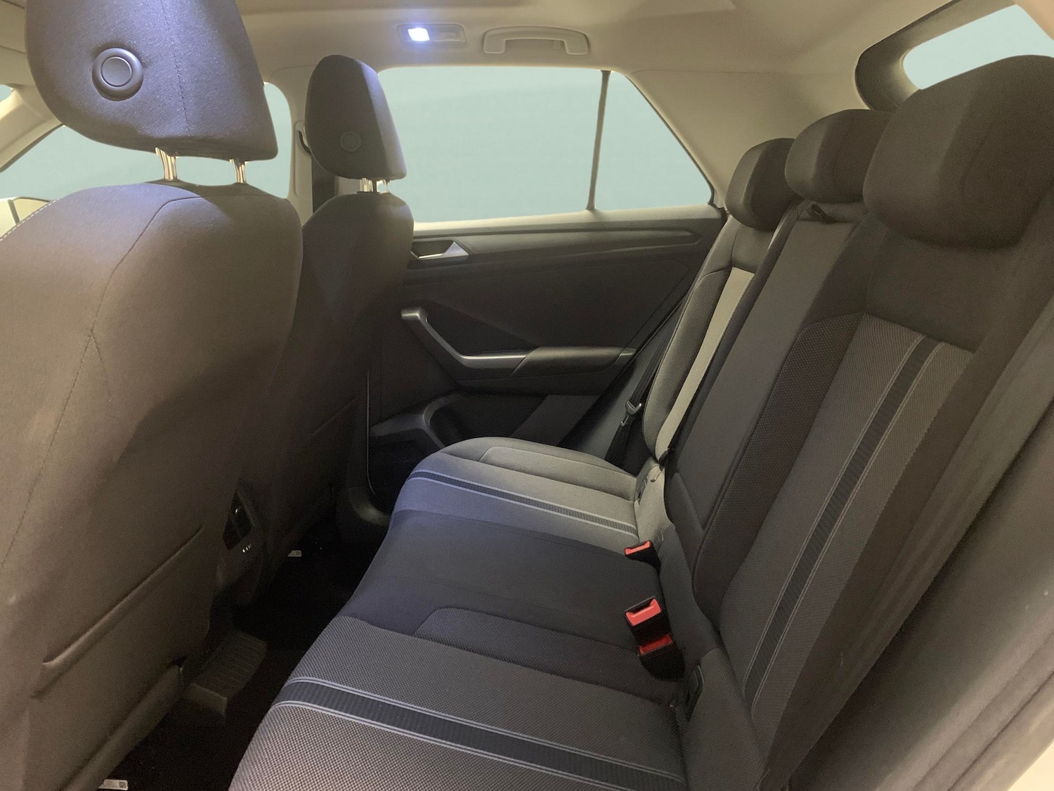 Used Volkswagen T-Roc 2018 for sale - 76159341: Photo 33