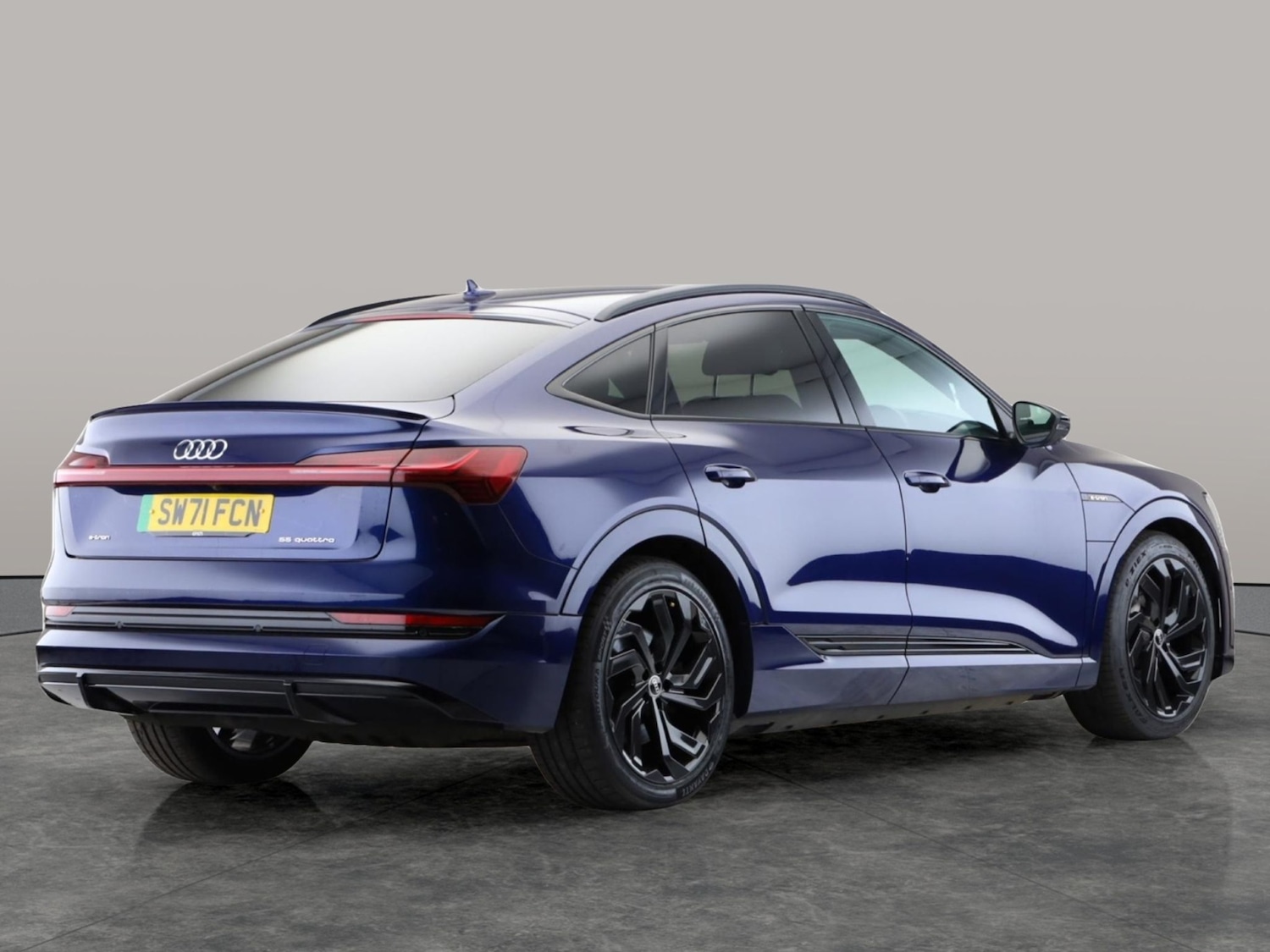 Used Audi e-tron 2022 for sale - 77617438: Photo 6