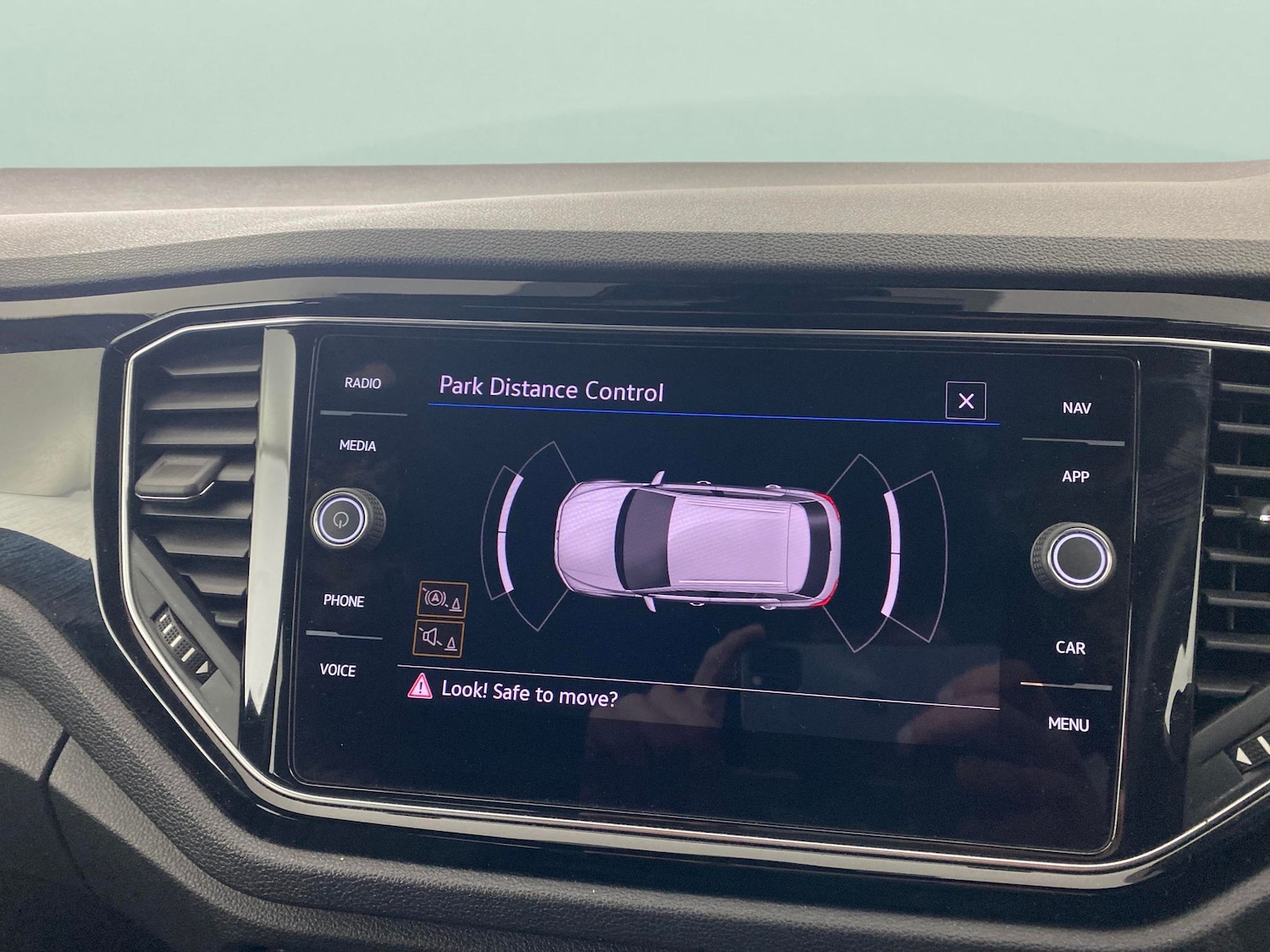 Used Volkswagen T-Roc 2021 for sale - 77193975: Photo 14