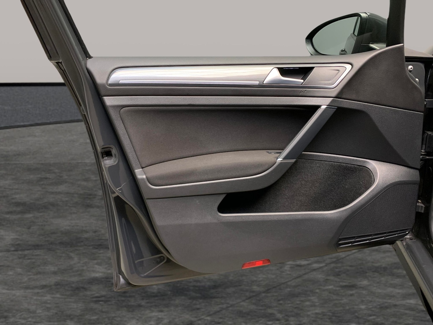 Used Volkswagen Golf 2020 for sale - 77076110: Photo 24