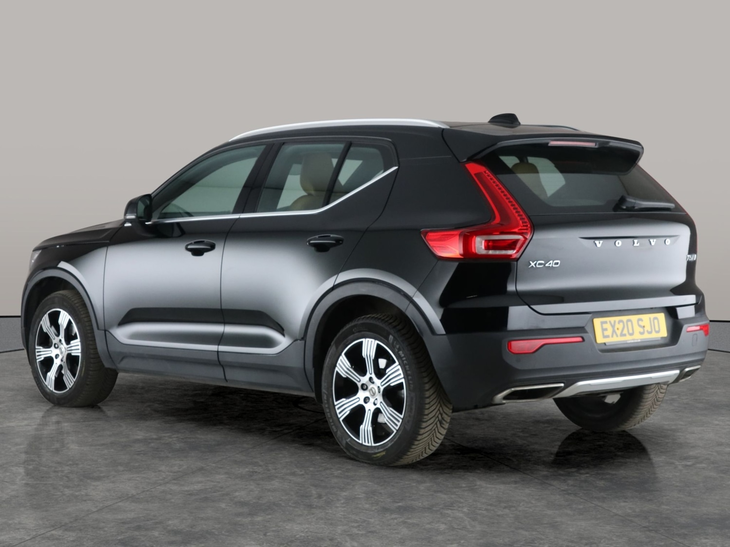 Used Volvo XC40 2020 for sale - 76320500: Photo 17