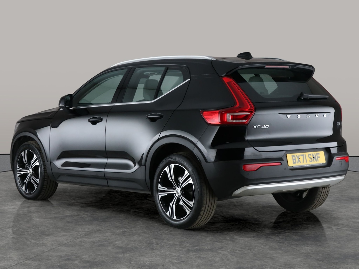 Used Volvo XC40 2021 for sale - 76159311: Photo 16
