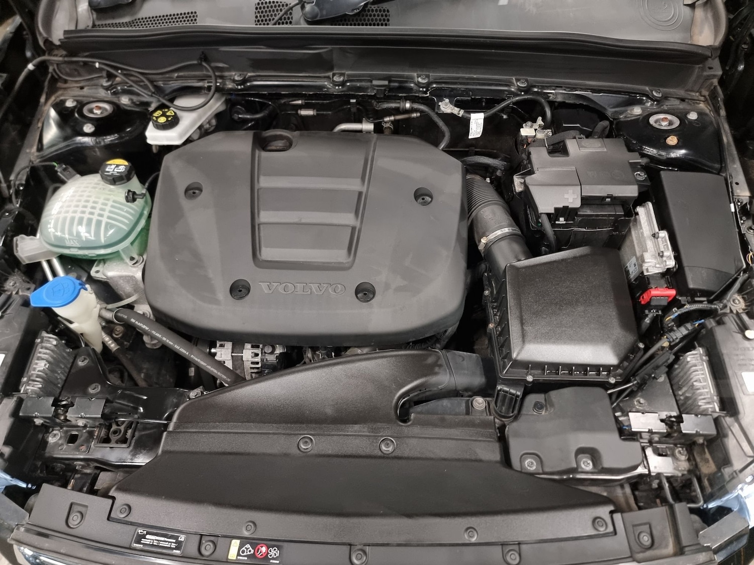 Used Volvo XC40 2021 for sale - 76159311: Photo 41