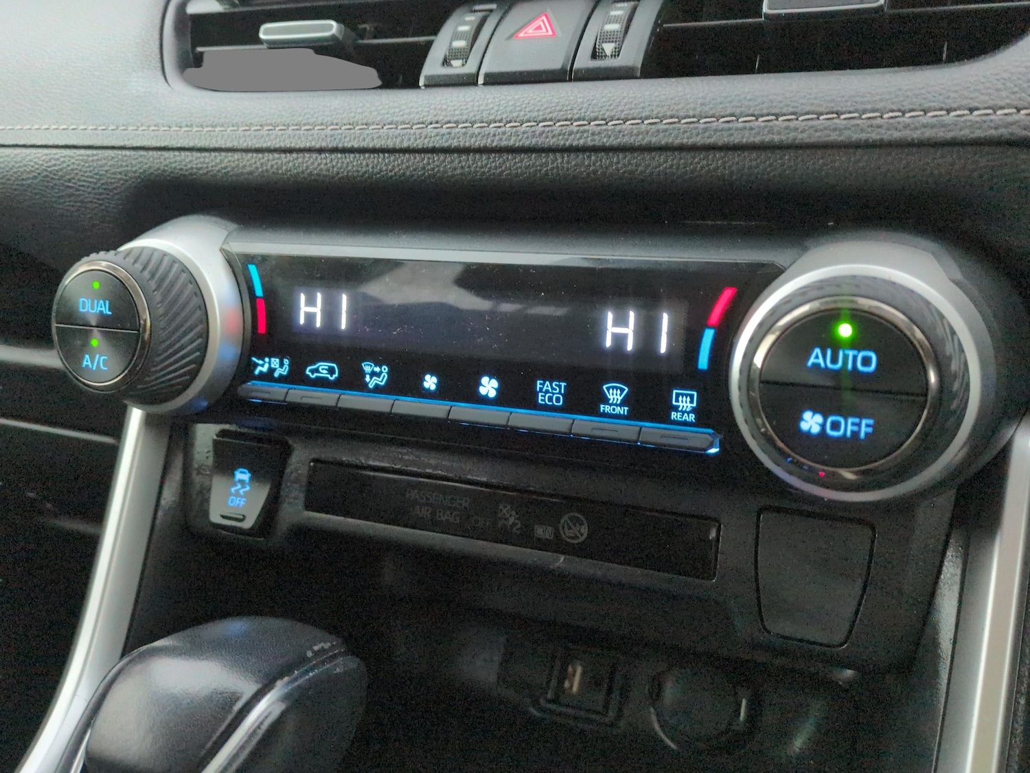 Used Toyota RAV4 2019 for sale - 76821797: Photo 18