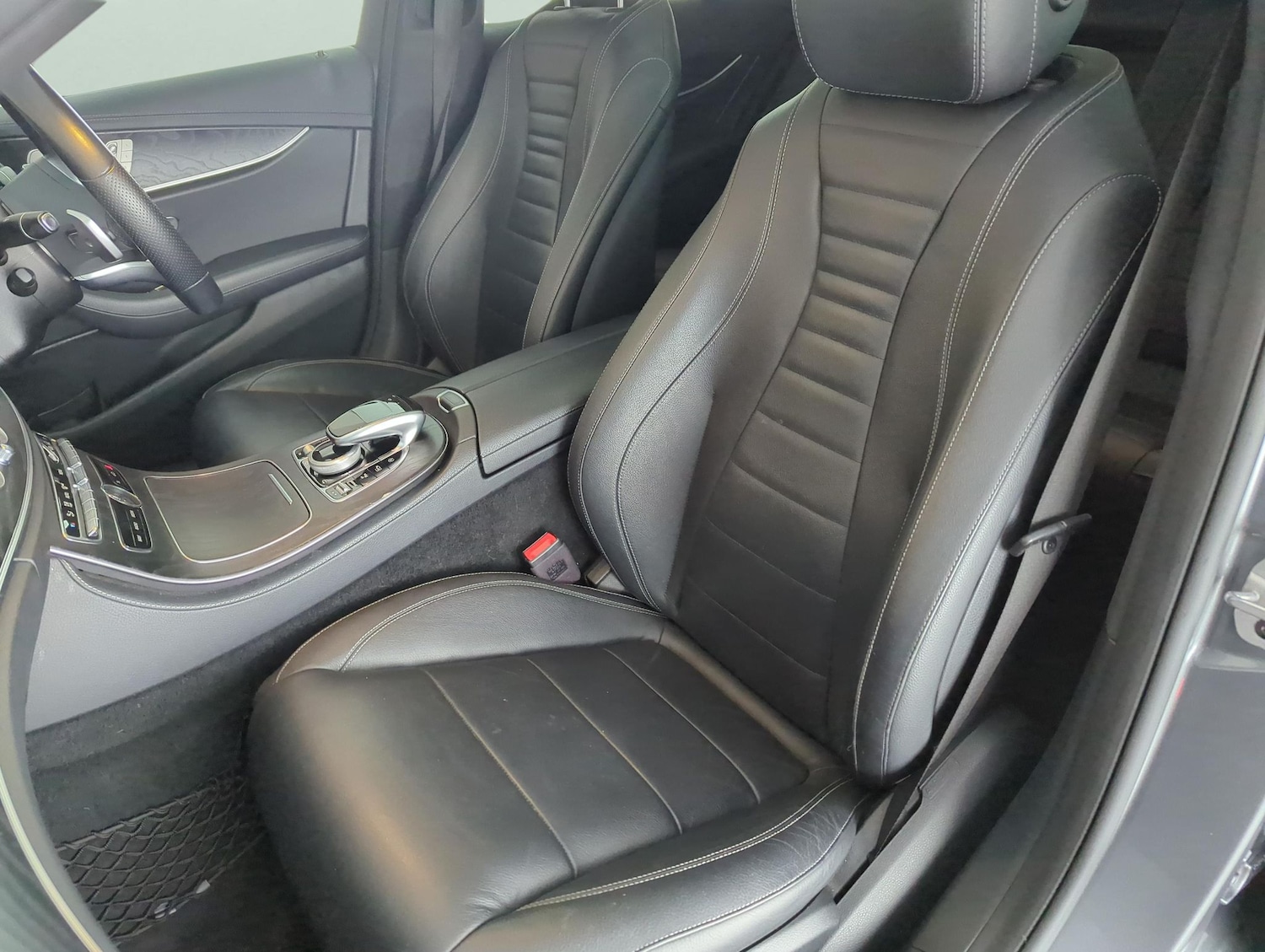 Used Mercedes-Benz E Class 2019 for sale - 77802950: Photo 8