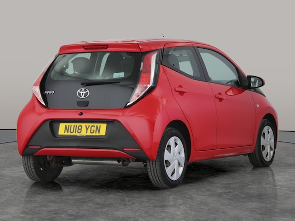 Used Toyota AYGO 2018 for sale - 76022950: Photo 8