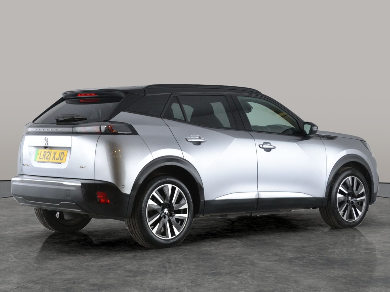 Used Peugeot 2008 2021 for sale - 77890329: Photo 11