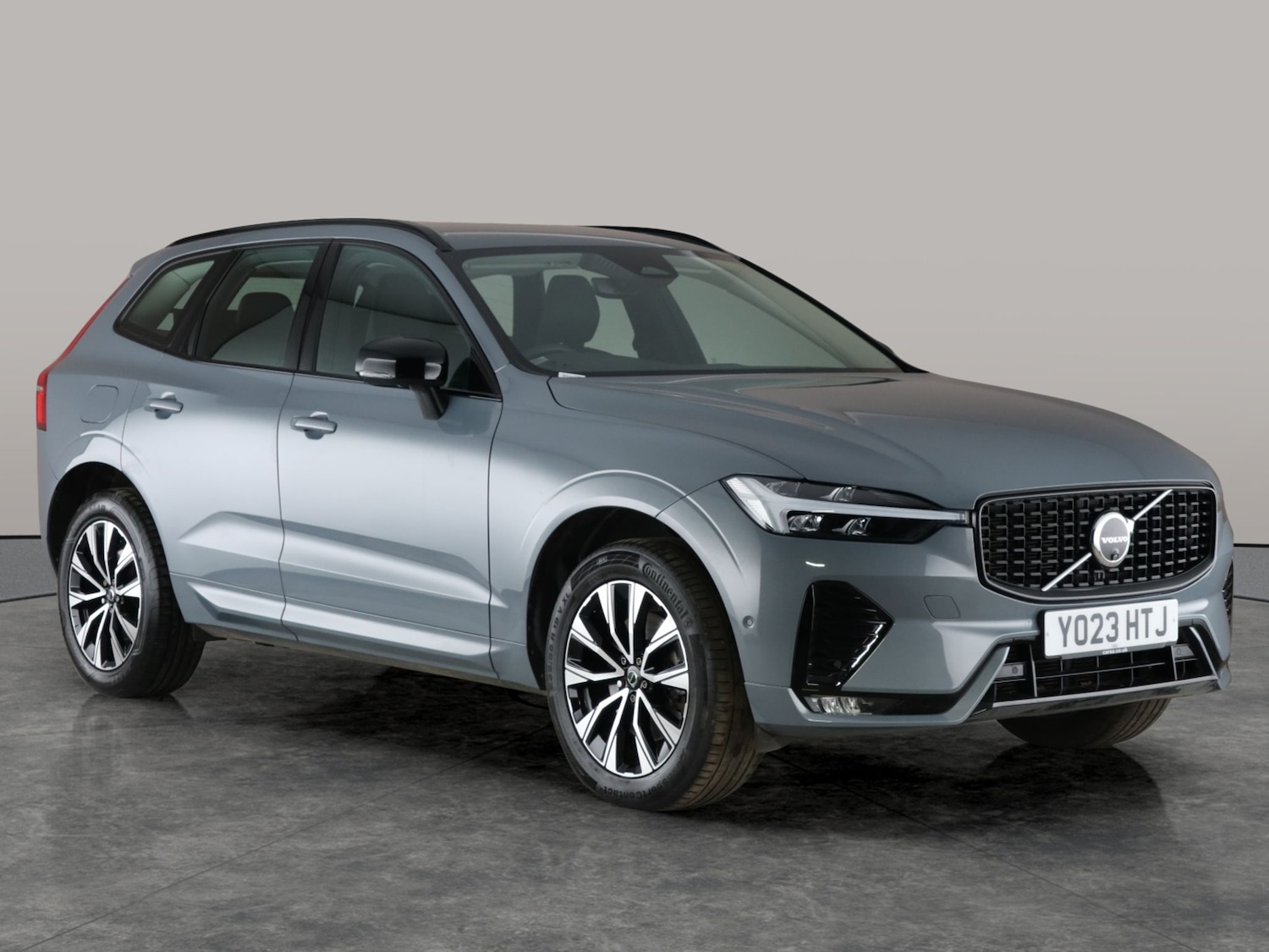 Used Volvo XC60 2023 for sale - 77269723: Photo 9