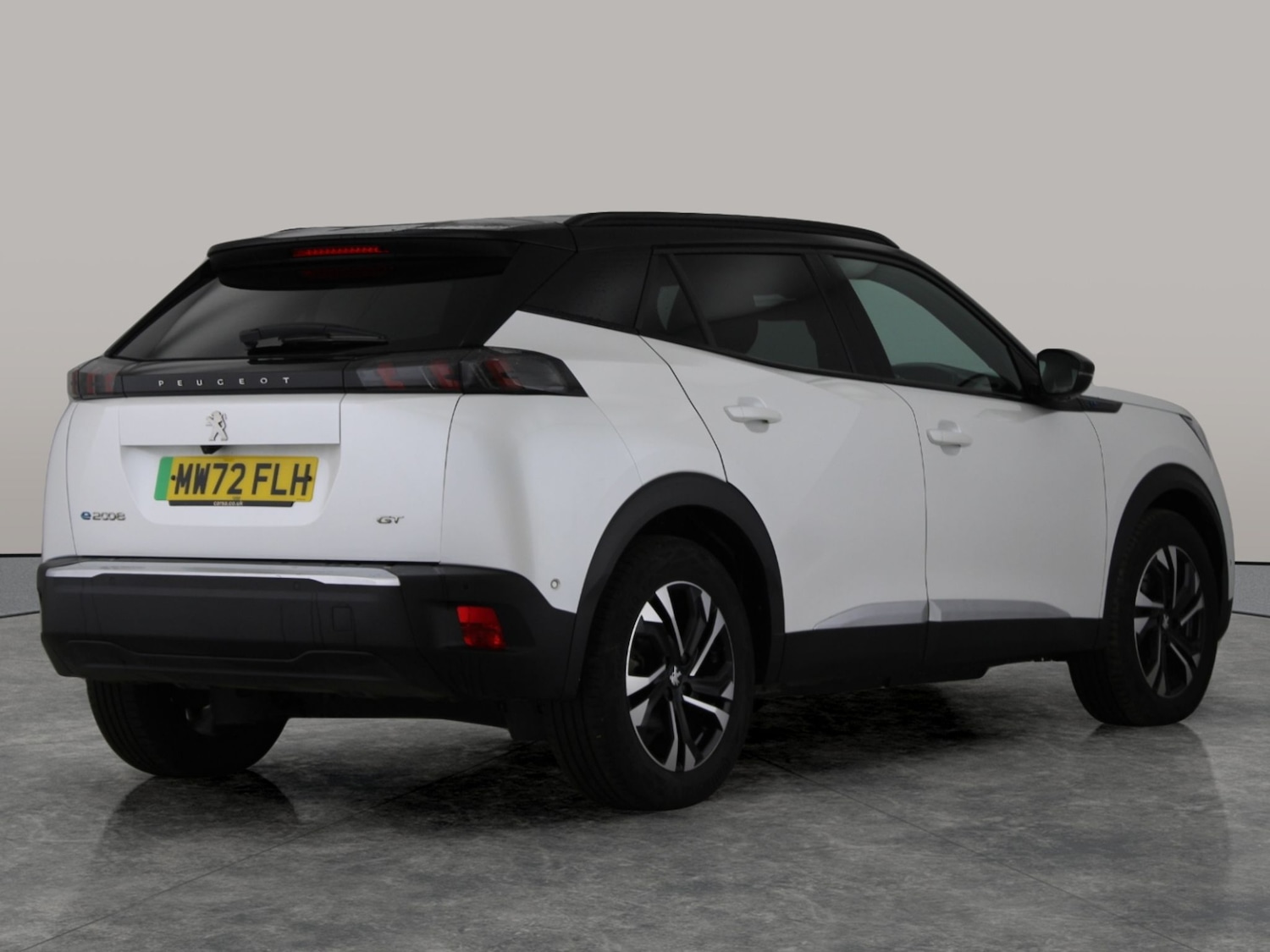 Used Peugeot E-2008 for sale - 77360959: Photo 10