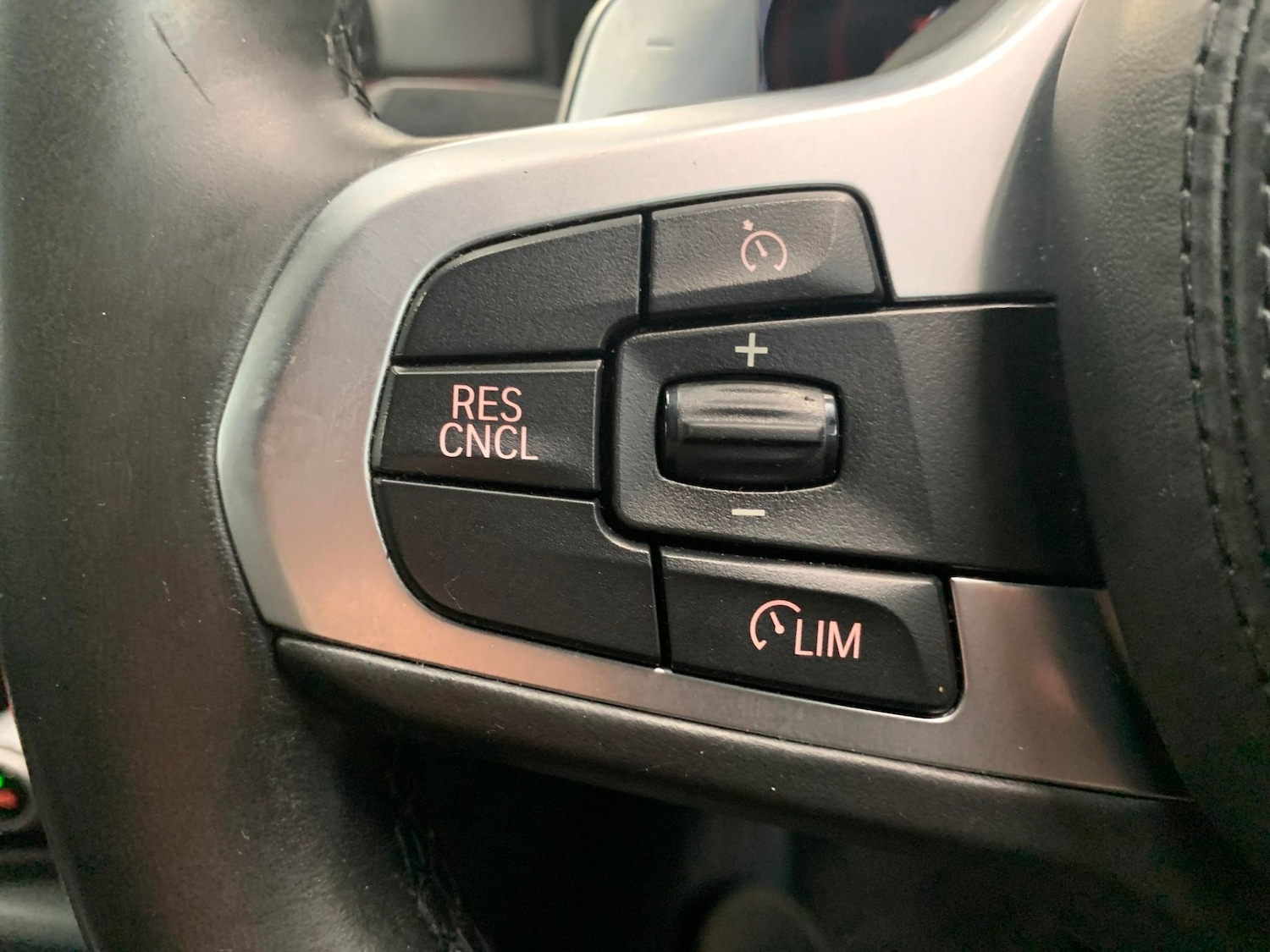 Used BMW 5 Series 2019 for sale - 76575552: Photo 24