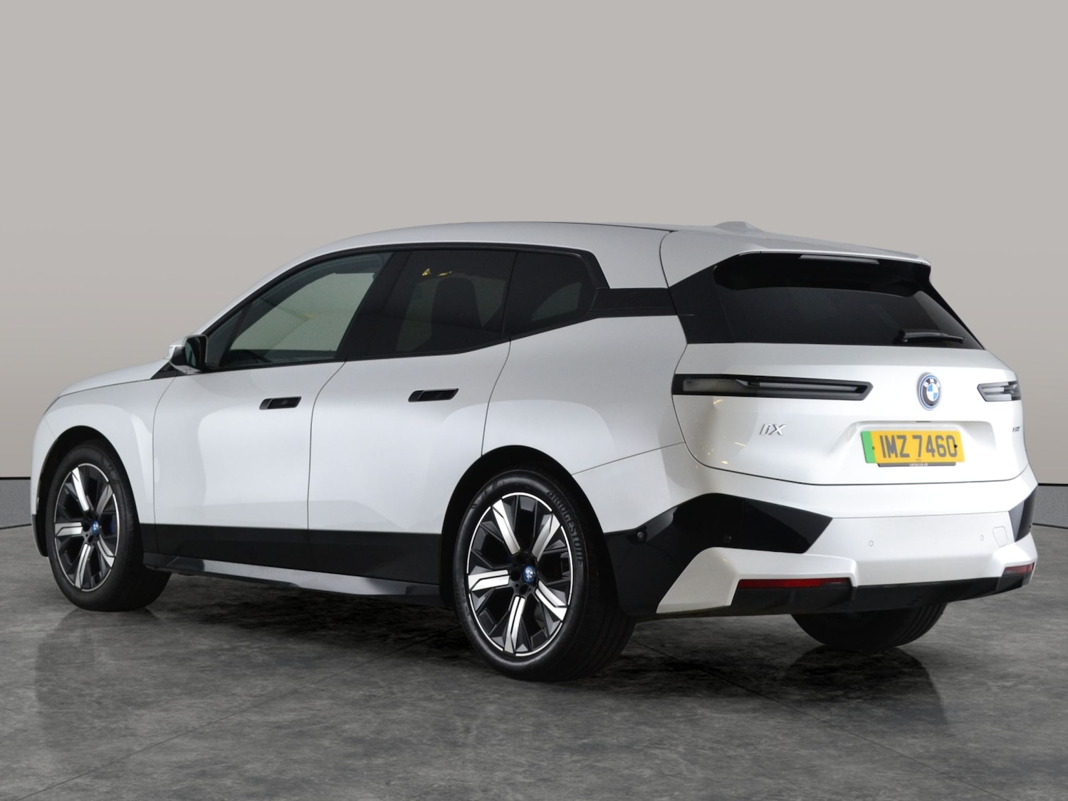 Used BMW iX 2022 for sale - 76879160: Photo 10