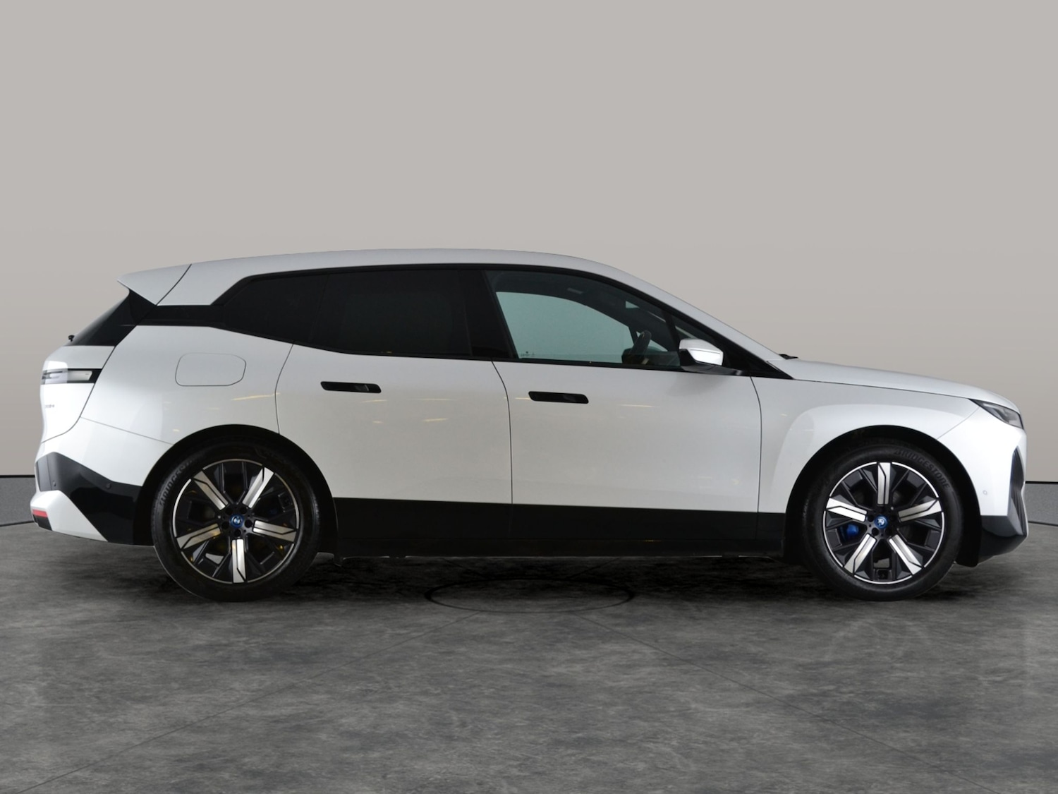 Used BMW iX 2022 for sale - 76879160: Photo 13