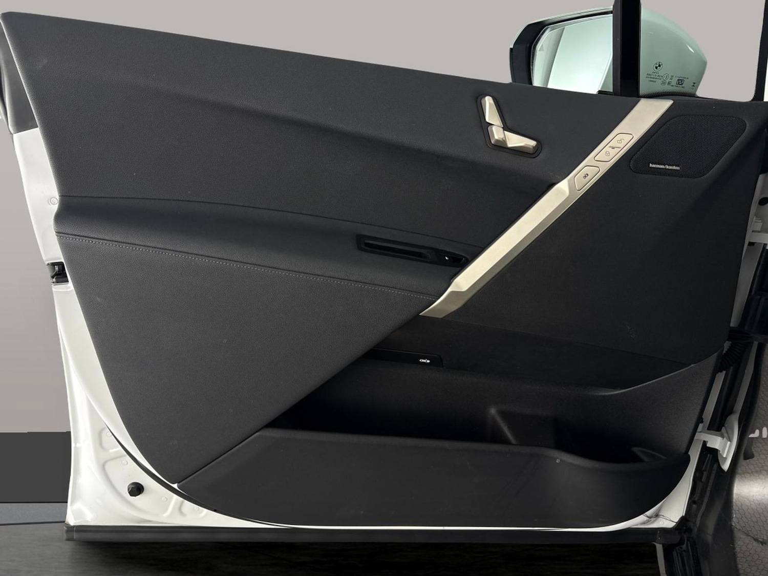 Used BMW iX 2022 for sale - 76879160: Photo 39