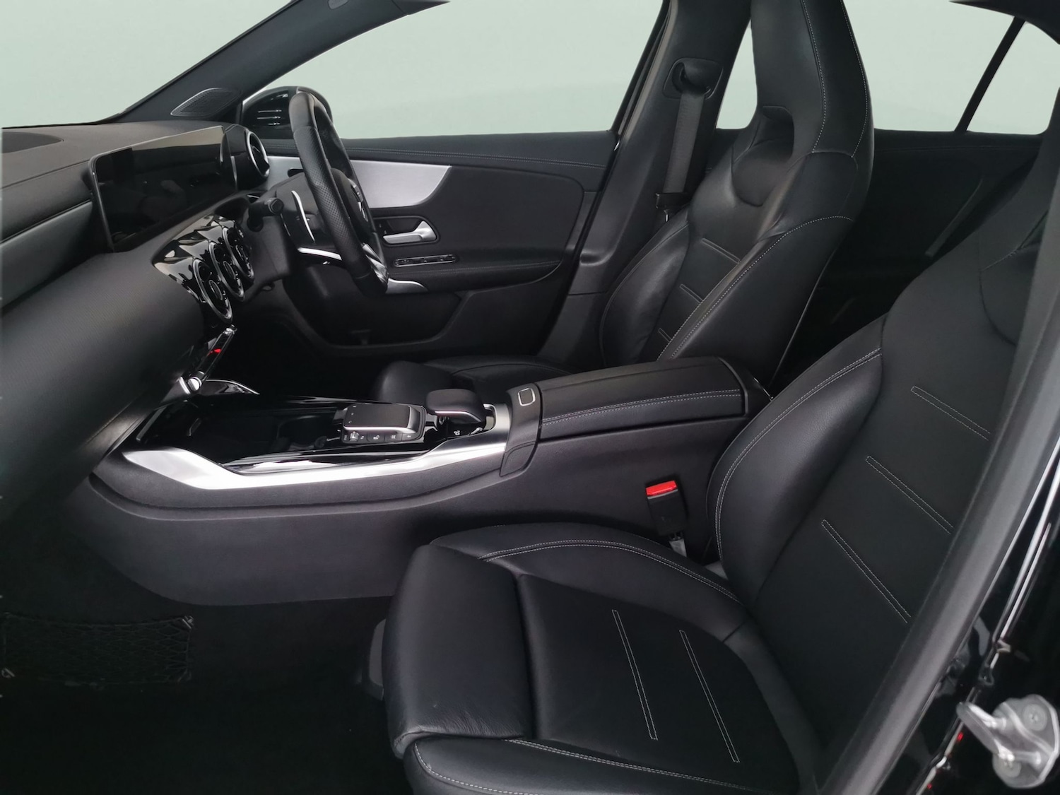 Used Mercedes-Benz A-Class 2021 for sale - 77743318: Photo 4