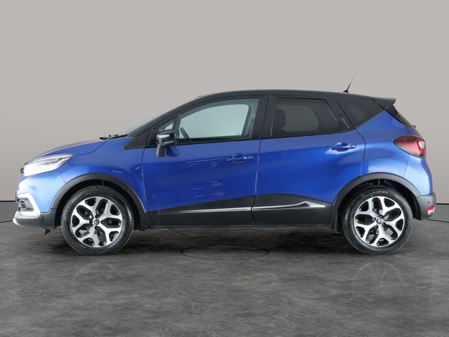 Used Renault Captur 2019 for sale - 76320571: Photo 13