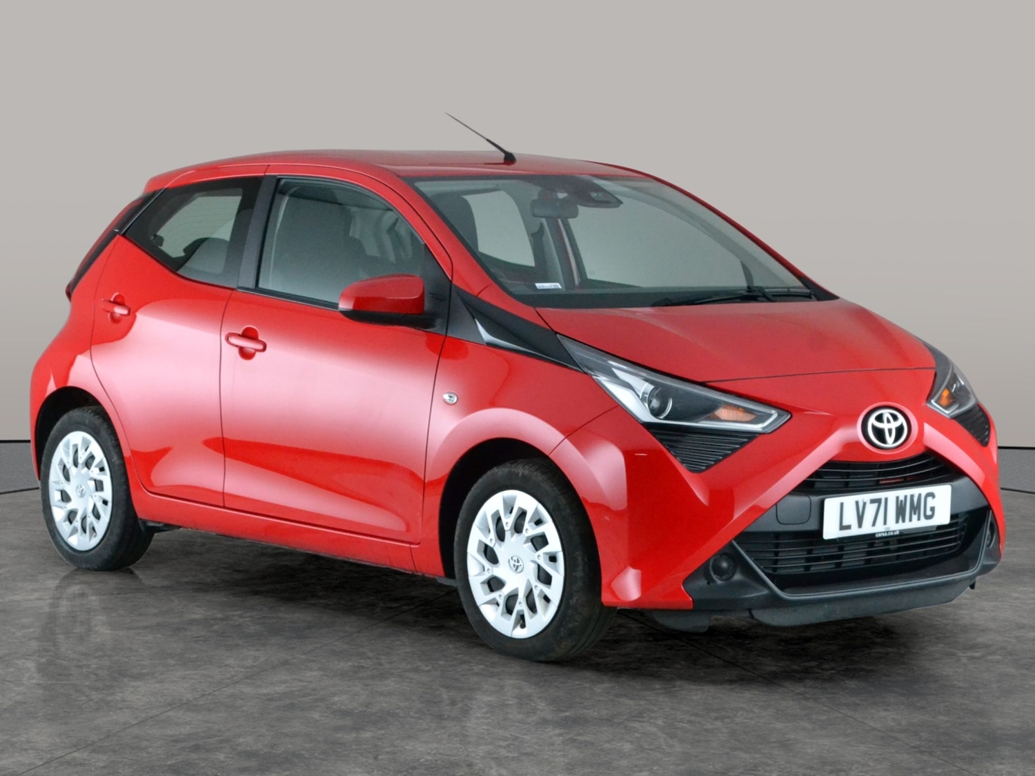 Used Toyota AYGO 2021 for sale - 77460855: Photo 8