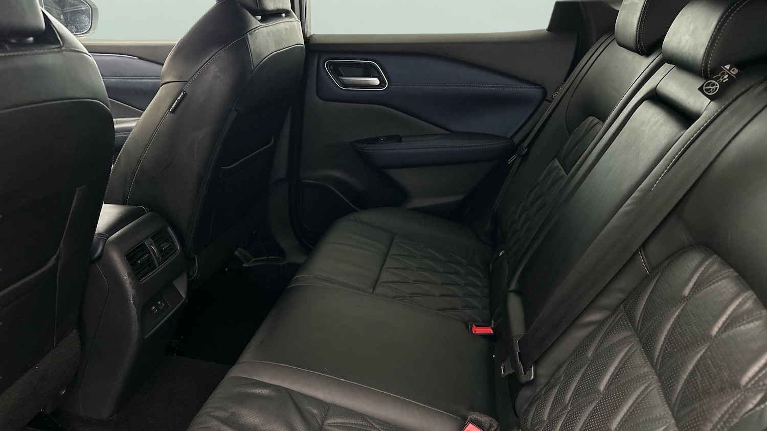 Used Nissan Qashqai for sale - 77475330: Photo 17