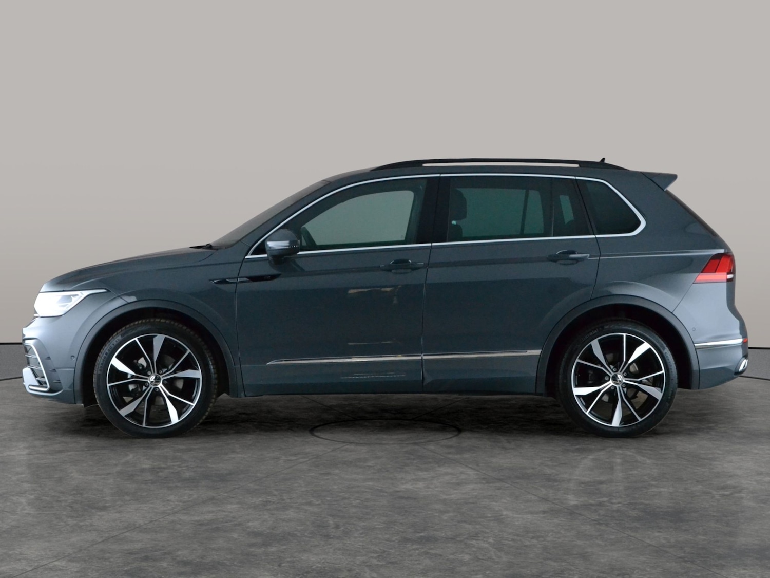Used Volkswagen Tiguan 2023 for sale - 78079234: Photo 11