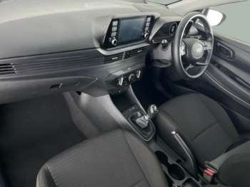 Used Hyundai i20 2022 for sale - 74792292: Photo