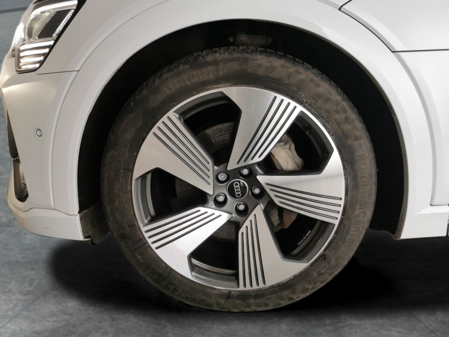 Used Audi e-tron 2022 for sale - 76960495: Photo 24