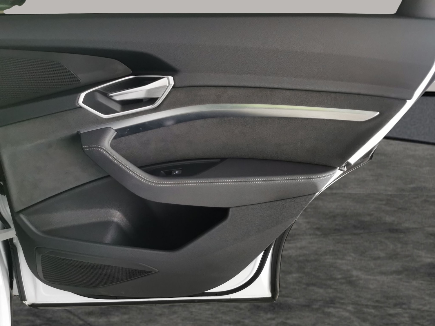 Used Audi e-tron 2022 for sale - 76960495: Photo 30