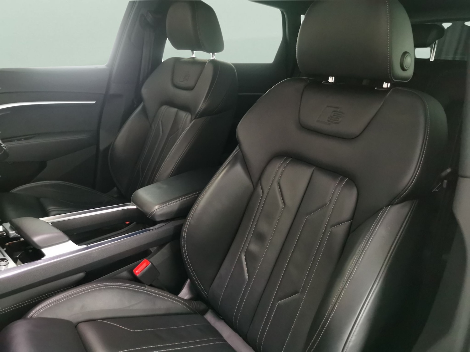 Used Audi e-tron 2022 for sale - 76960495: Photo 6