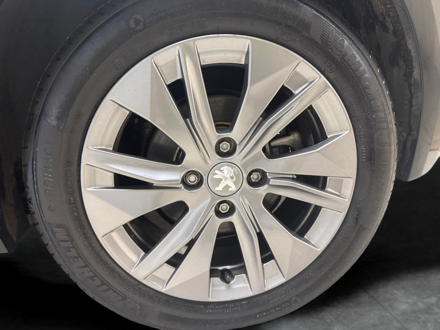 Used Peugeot 208 2020 for sale - 76725302: Photo 24