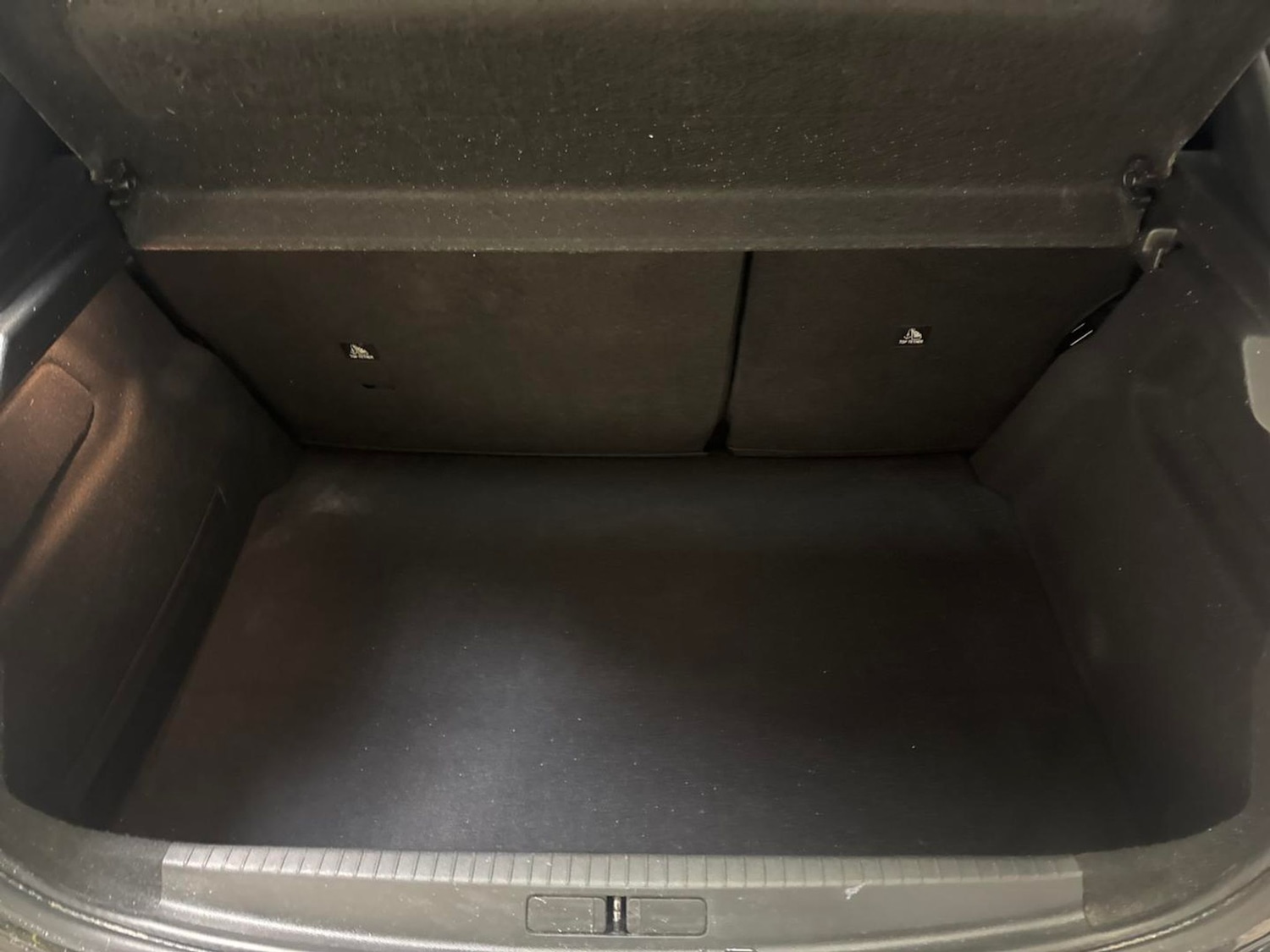 Used Peugeot 208 2020 for sale - 76725302: Photo 35