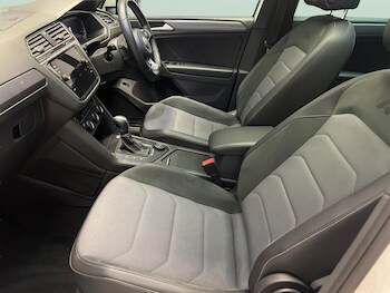 Used Volkswagen Tiguan 2019 for sale - 75920280: Photo