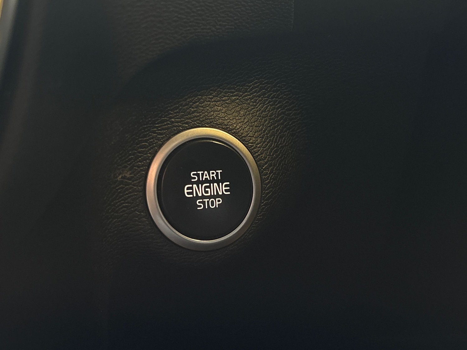 Used Volvo XC40 2020 for sale - 76373465: Photo 23