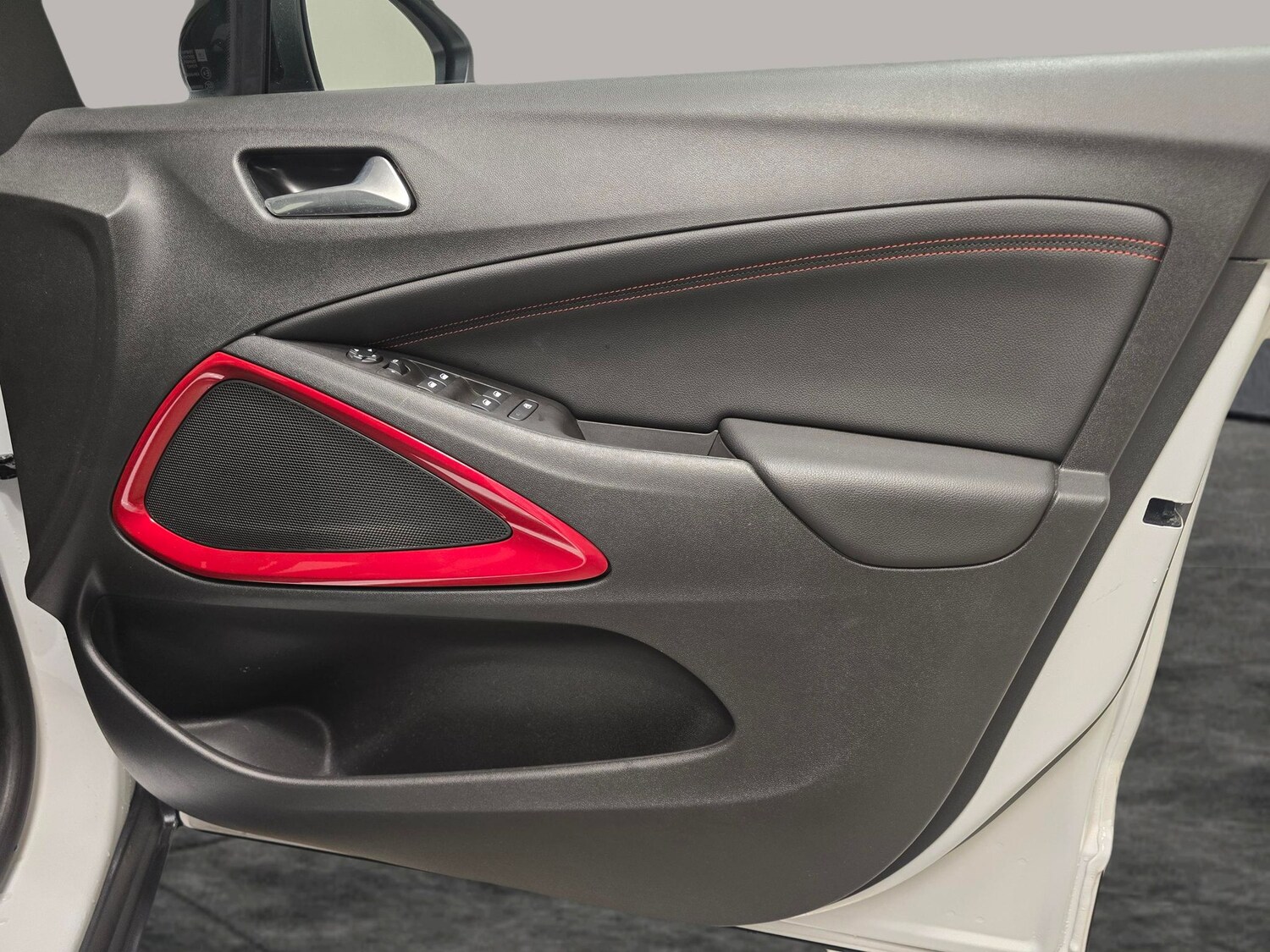 Used Vauxhall Crossland 2023 for sale - 77450202: Photo 28