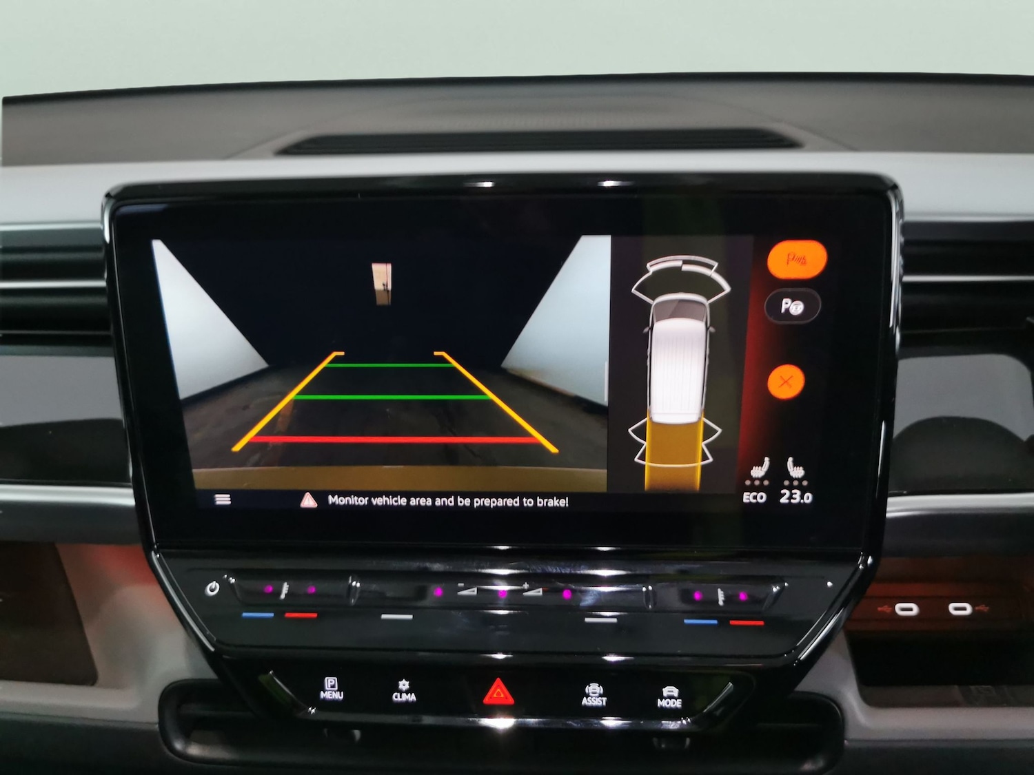 Used Volkswagen ID.Buzz 2024 for sale - 77083520: Photo 5