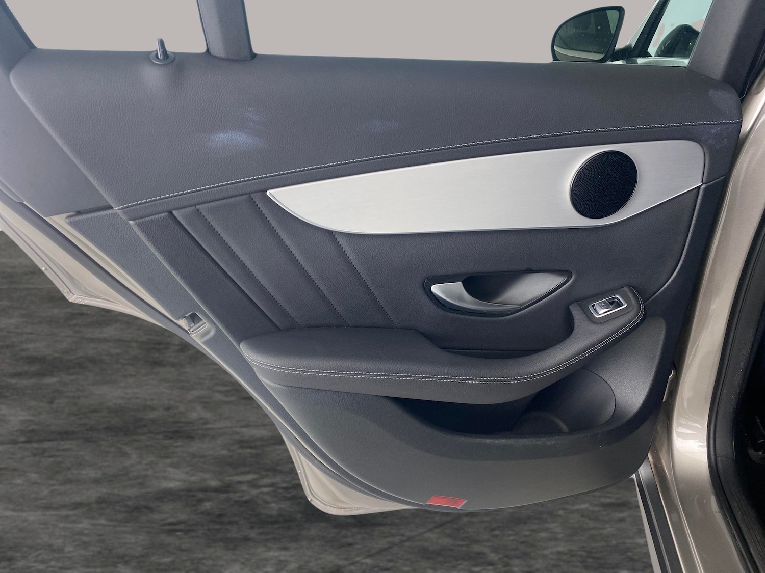 Used Mercedes-Benz GLC 2021 for sale - 76717865: Photo 26