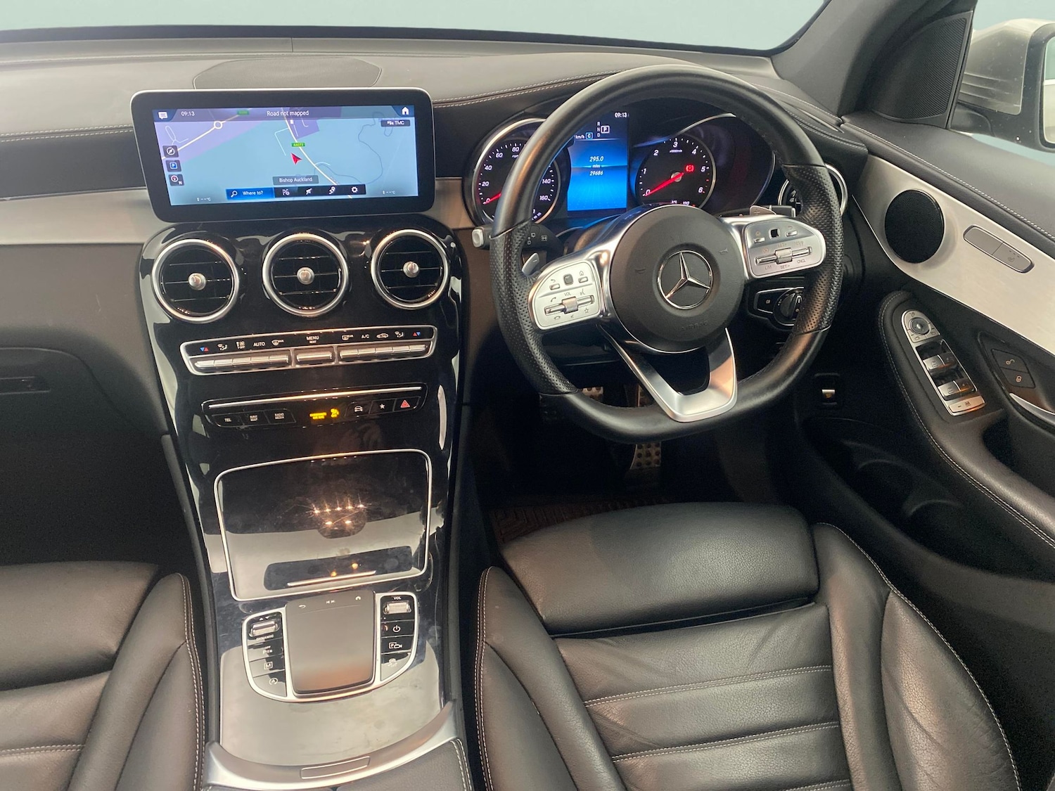 Used Mercedes-Benz GLC 2021 for sale - 76717865: Photo 4