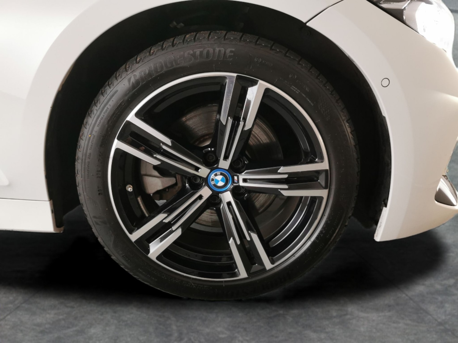 Used BMW 3 Series 2024 for sale - 76668554: Photo 29