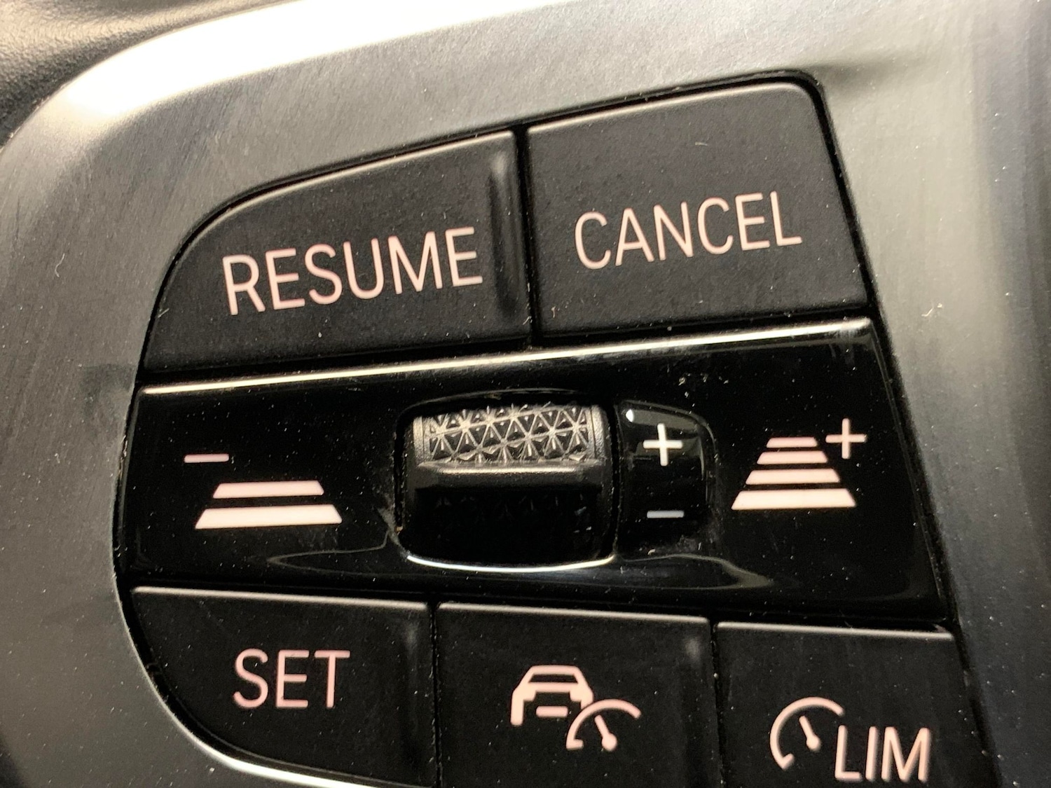 Used BMW i4 2022 for sale - 76587901: Photo 17