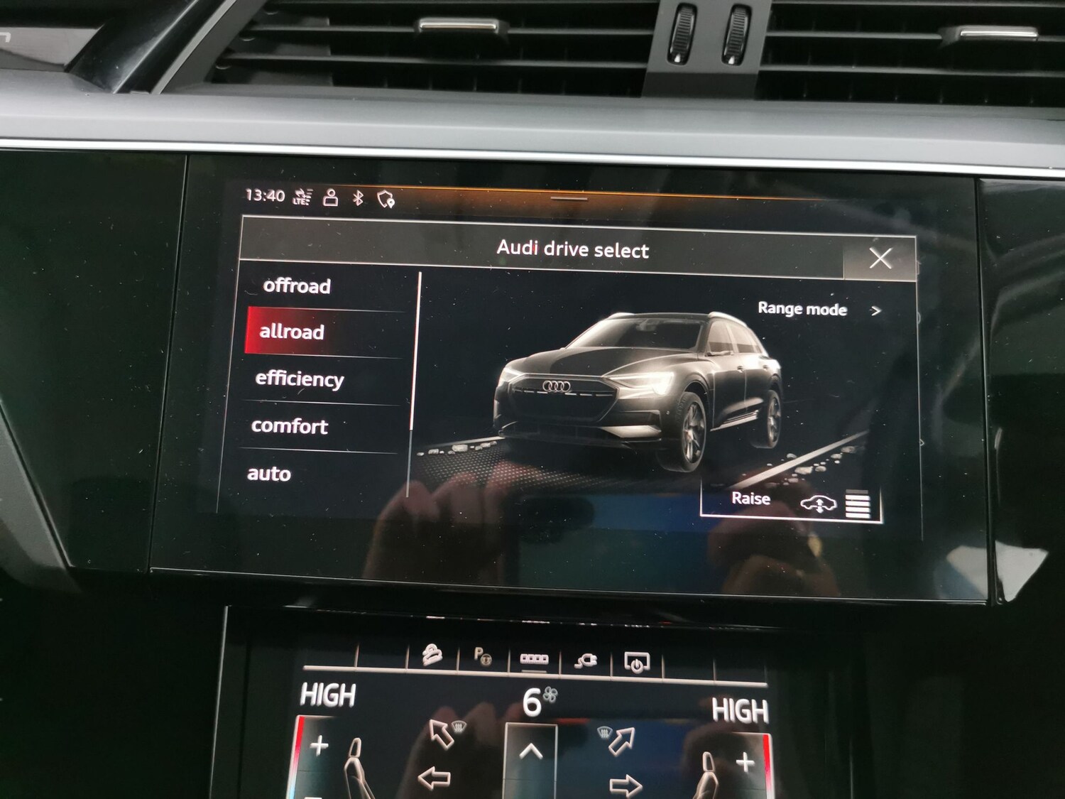 Used Audi e-tron 2022 for sale - 77972179: Photo 17