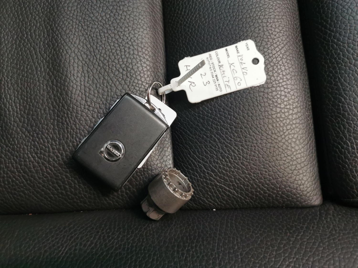 Used Volvo XC60 2023 for sale - 76758068: Photo 33