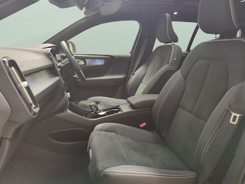 Used Volvo XC40 2023 for sale - 78974539: Photo