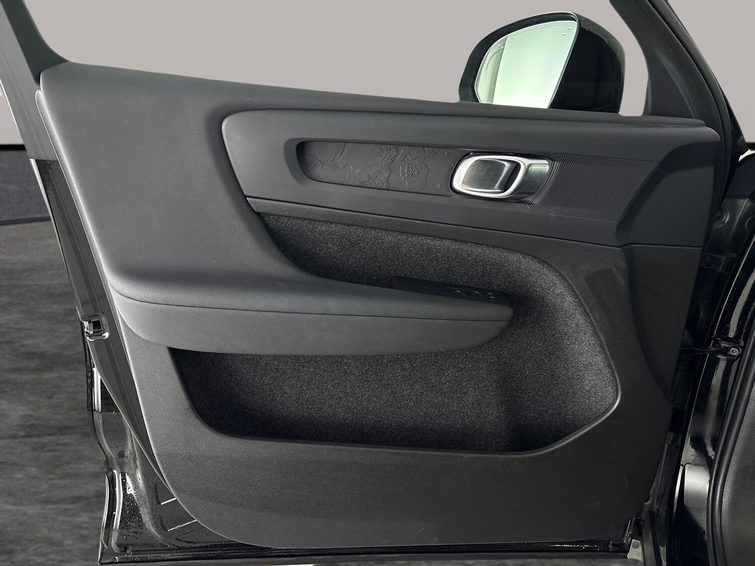 Used Volvo XC40 for sale - 78163681: Photo 36