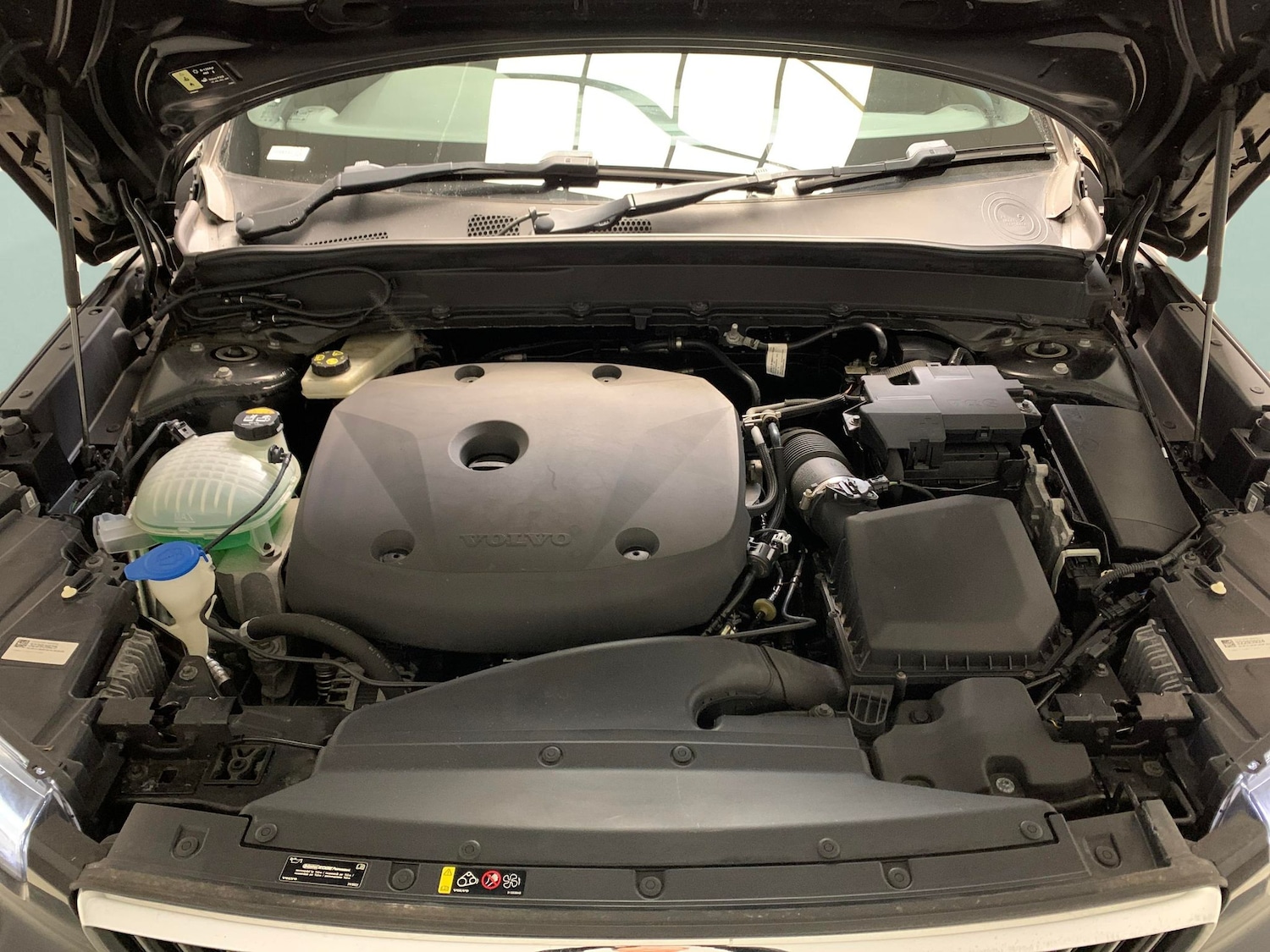 Used Volvo XC40 2020 for sale - 76717868: Photo 30