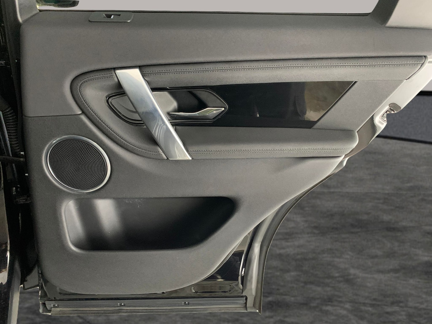 Used Land Rover Discovery Sport 2020 for sale - 76384810: Photo 38