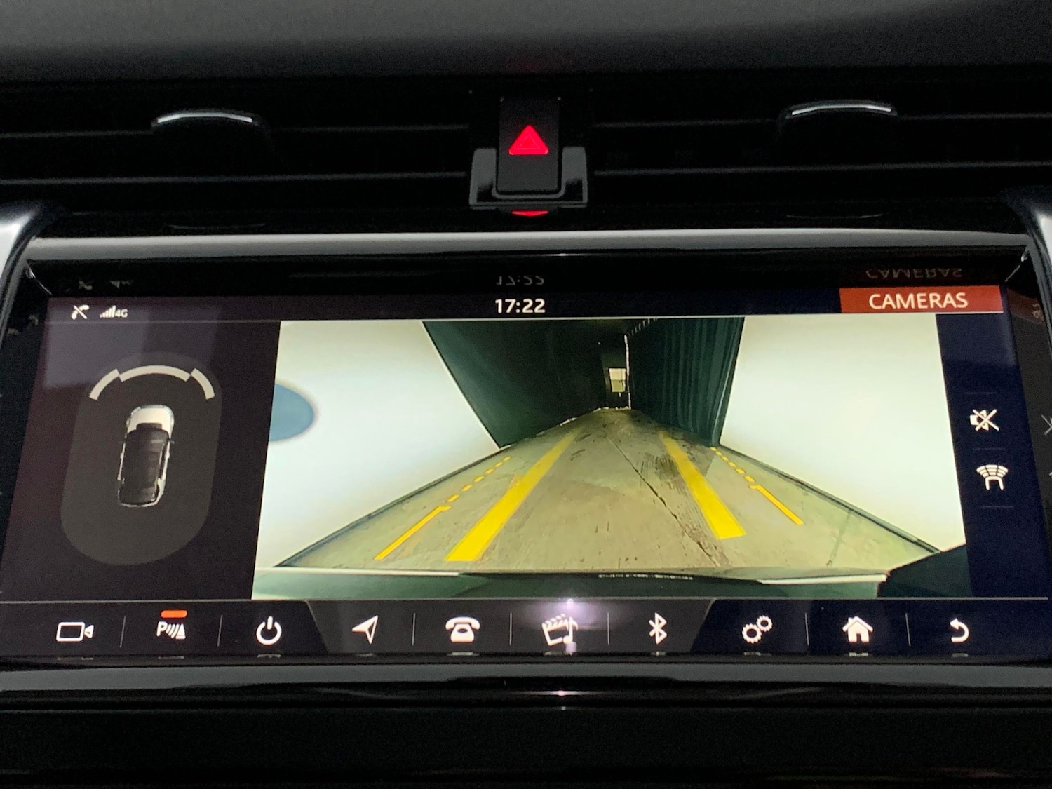 Used Land Rover Discovery Sport 2020 for sale - 76384810: Photo 6