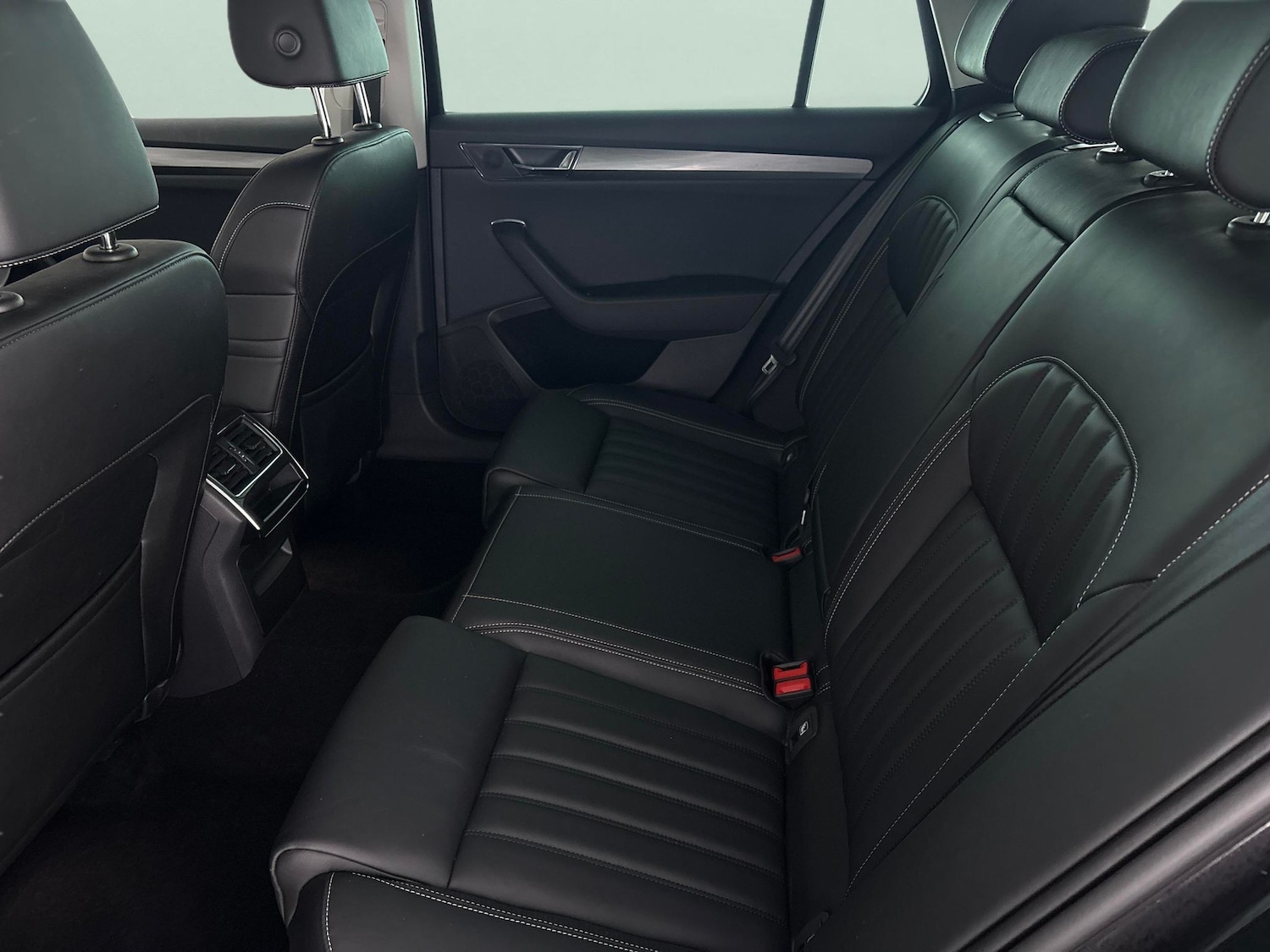 Used Skoda Superb 2022 for sale - 77283474: Photo 30